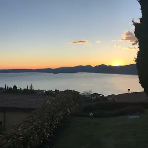 appartamento-lago-di-garda-albisano.hotelinveneto.com/